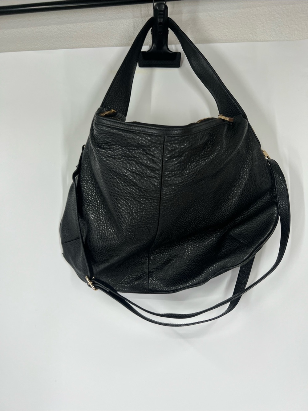 Tory Burch Amanda Flat Hobo Black Leather Shoulder Bag with Gold Accent - Picture 4 of 16